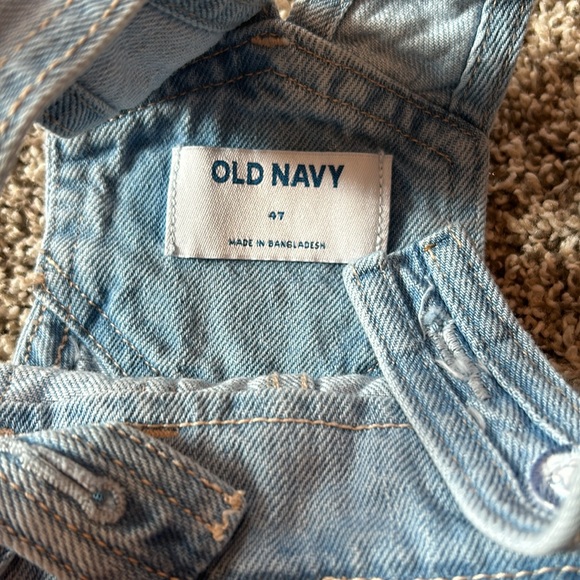 Old Navy 4T Light Denim Overalls - Picture 4 of 4